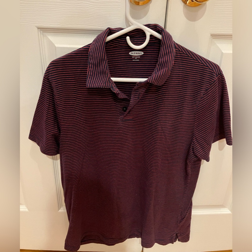 Old Navy medium short sleeve shirt